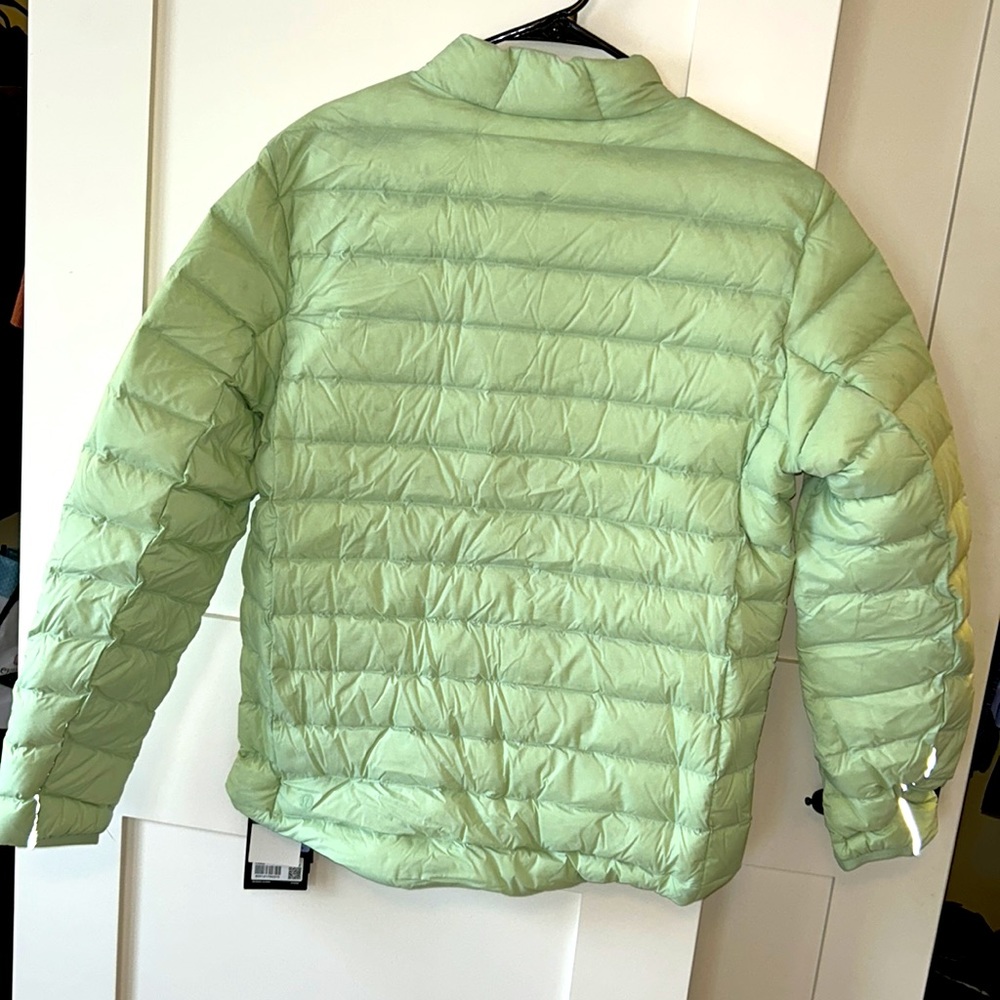 Lululemon jacket - Picture 3 of 4